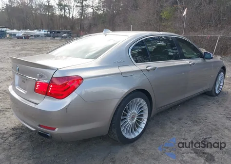 2012 BMW 750Li xDrive из США, поврежденный, VIN WBAKC8C58CC437220